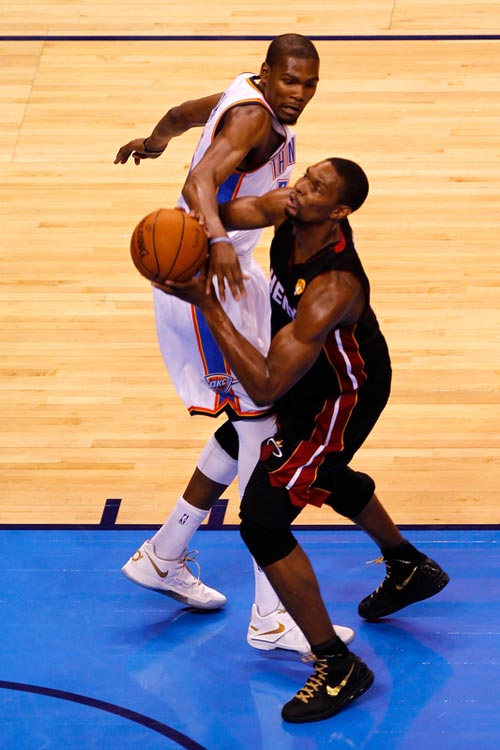 哈登觉醒背后暗藏致命隐患！快船伪强队本质暴露？小卡负重前行真相刺痛球迷